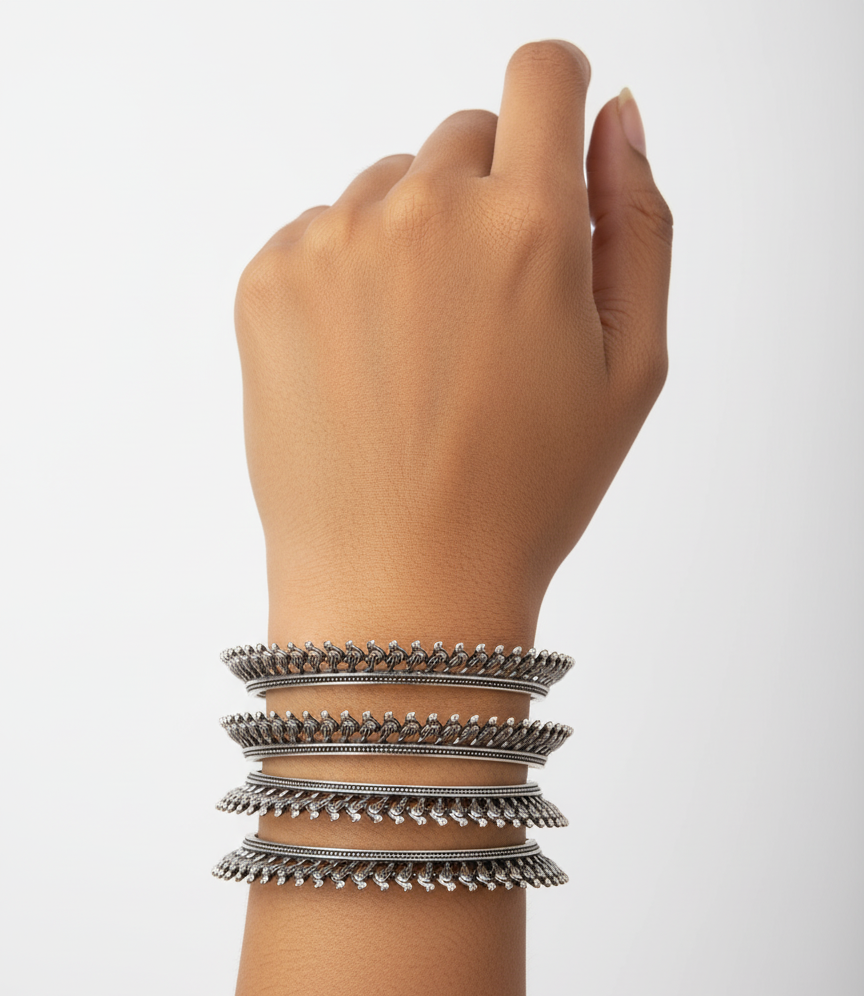 Raahi (Set of 4 as seen in Image)