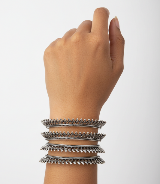 Raahi (Set of 4 as seen in Image)